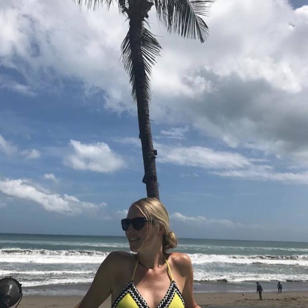 Meet your Posher, Julie